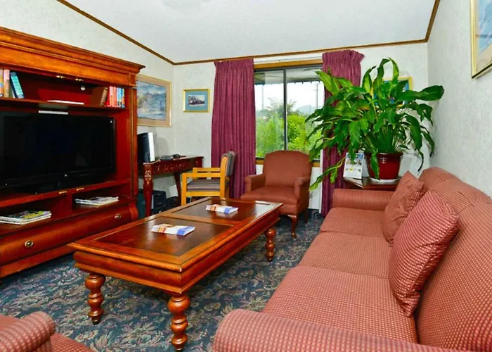 M Star Hotel Covington